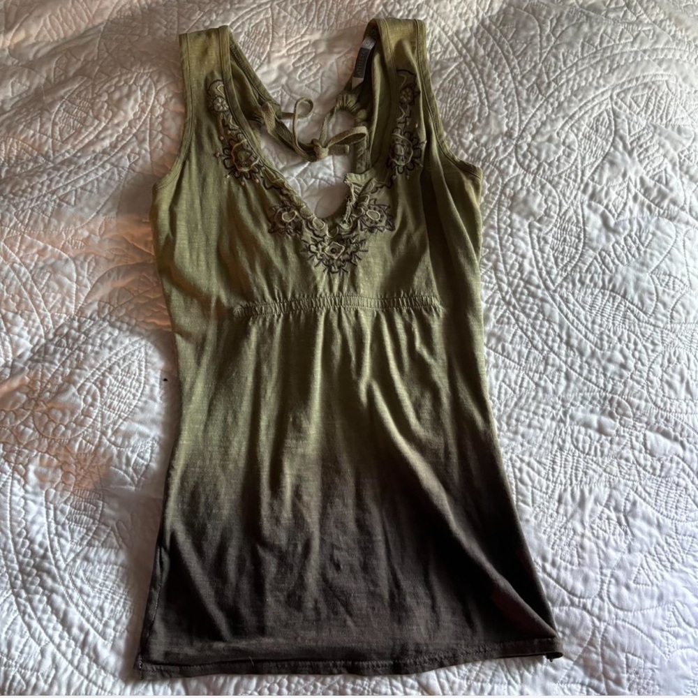 Vintage athlete green embroidered tank top